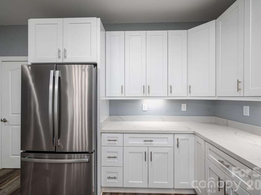 140 Shields Drive, Lincolnton, NC 28092.  MLS# CAR4364342, YatesRealty ID 11366. 