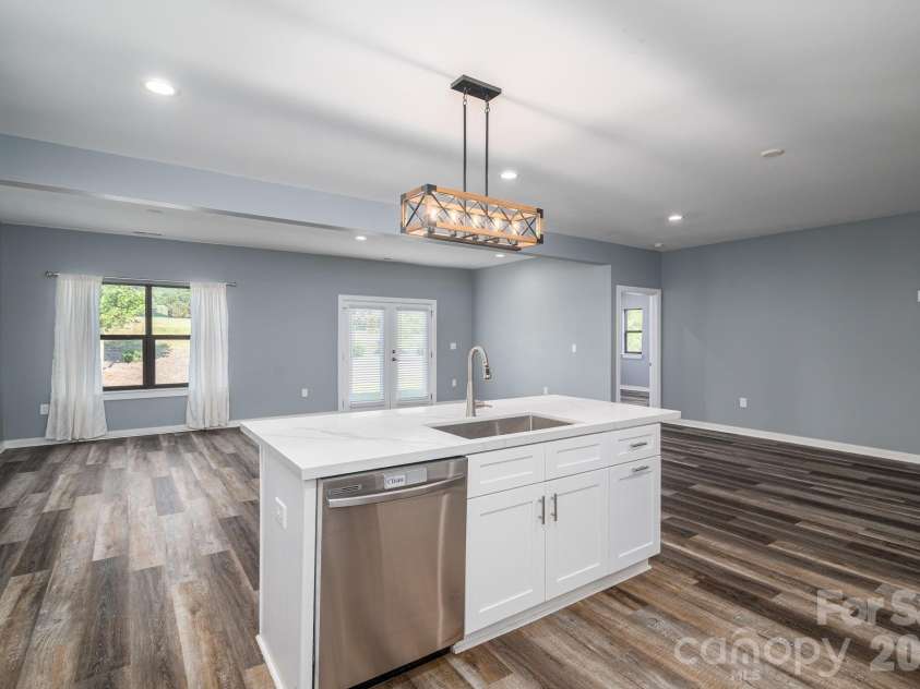 140 Shields Drive, Lincolnton, NC 28092.  MLS# CAR4364342, YatesRealty ID 11366. 