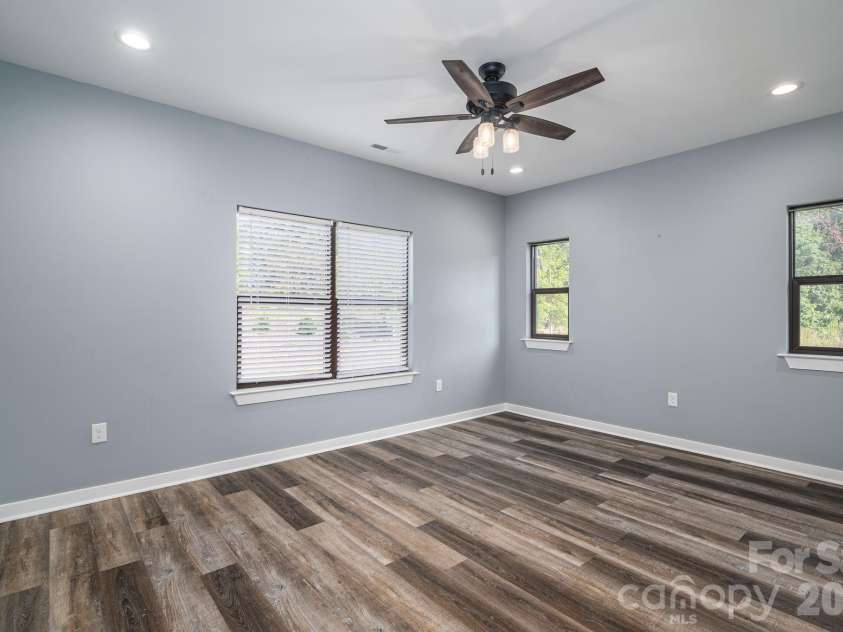 140 Shields Drive, Lincolnton, NC 28092.  MLS# CAR4364342, YatesRealty ID 11366. Primary Bedroom