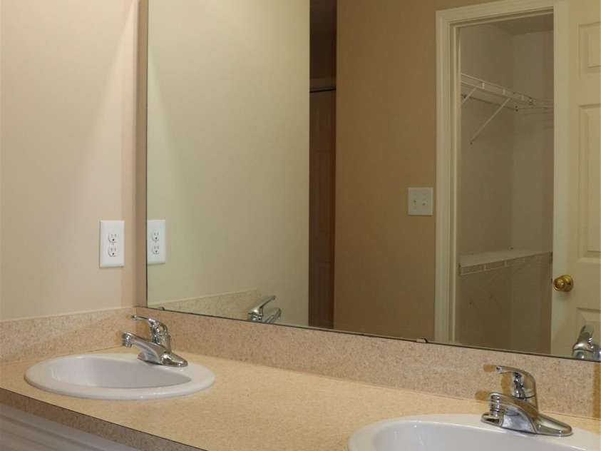 194 Jay Drive, Taylorsville, NC 28681.  MLS# CAR4204128, YatesRealty ID 11366. Primary Bath