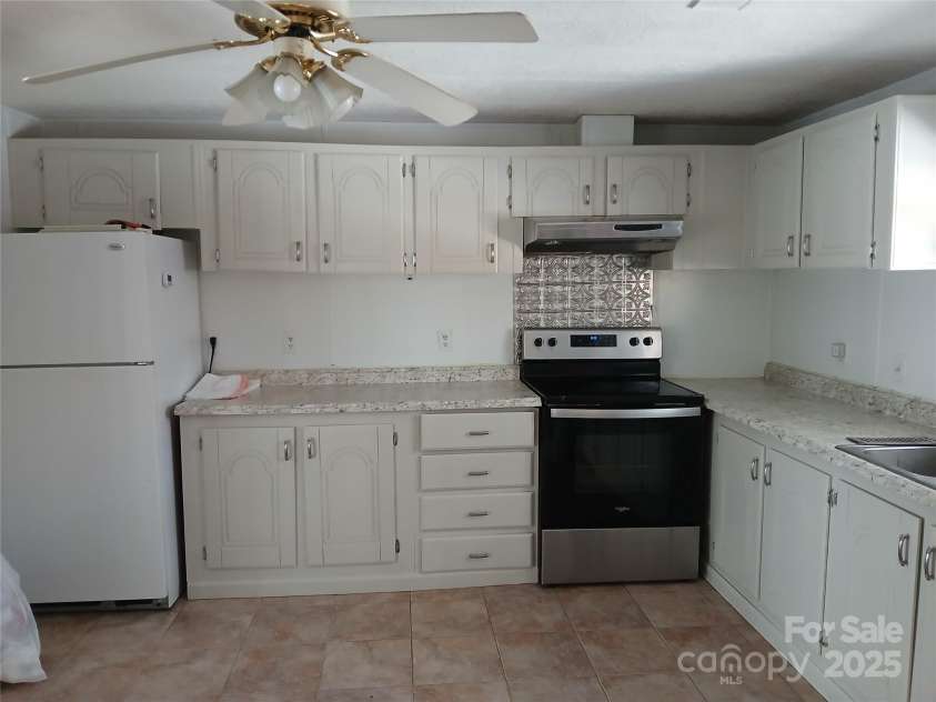 311 Coopers Gap Road, Rutherfordton, NC 28139.  MLS# CAR4213736, YatesRealty ID 11367. 