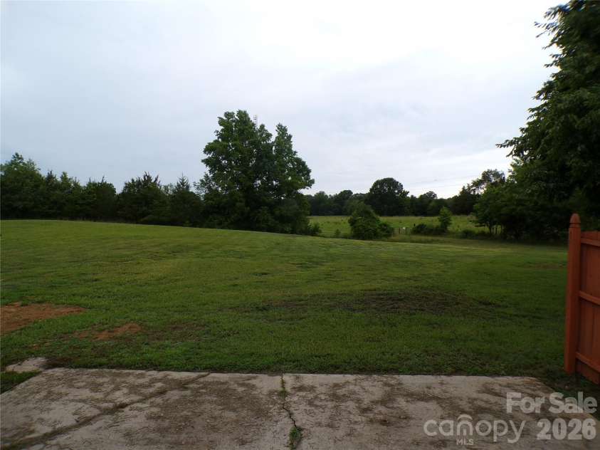 5391 Sapp Road, Kannapolis, NC 28083.  MLS# CAR4388250, YatesRealty ID 11368. 