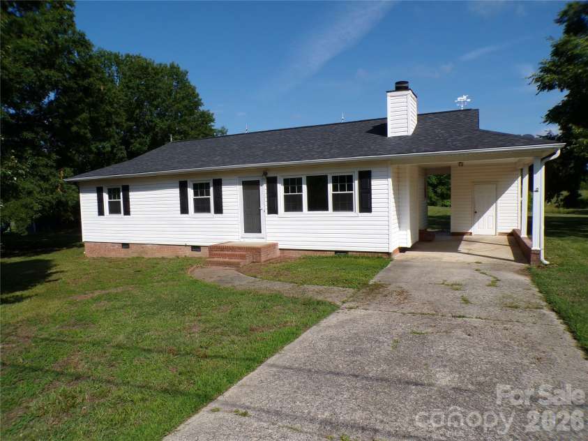 5391 Sapp Road, Kannapolis, NC 28083.  MLS# CAR4388250, YatesRealty ID 11368. 