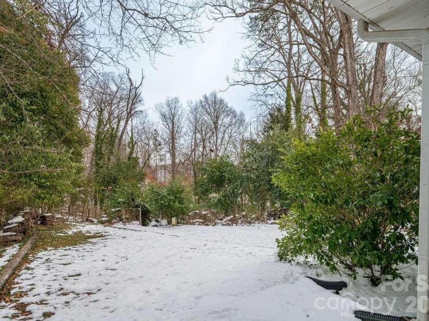 610 Washington Street, Cramerton, NC 28032.  MLS# CAR4337410, YatesRealty ID 11369. 