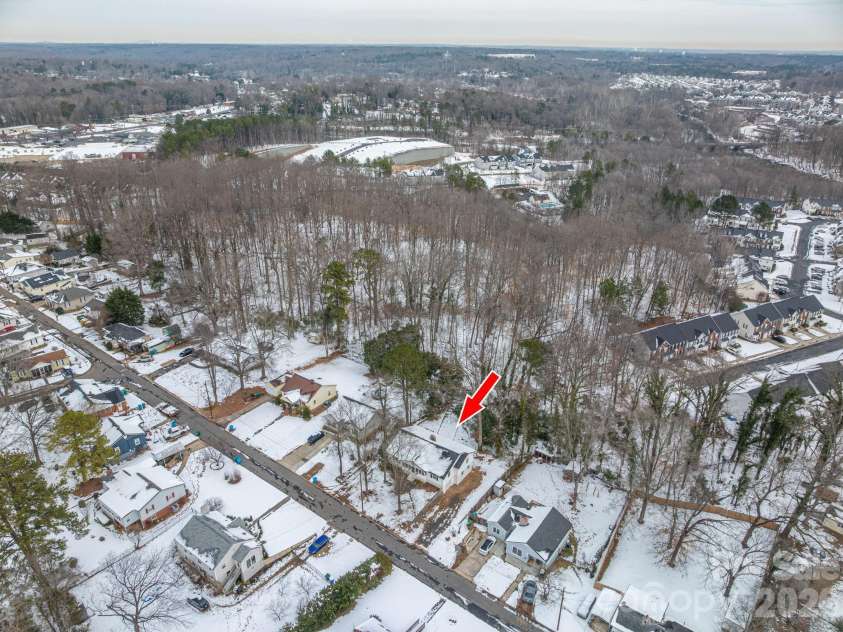 610 Washington Street, Cramerton, NC 28032.  MLS# CAR4337410, YatesRealty ID 11369. 