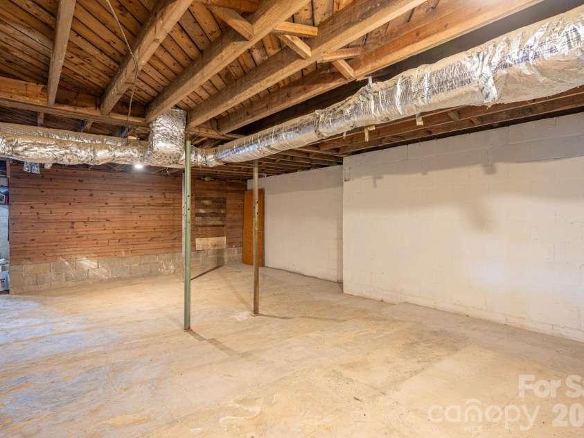 610 Washington Street, Cramerton, NC 28032.  MLS# CAR4337410, YatesRealty ID 11369. 
