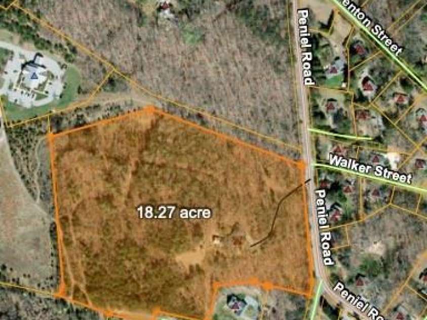 102 Weaver Mill Road, Columbus, NC 28722.  MLS# CAR4373016, YatesRealty ID 1137. Acreage with historic house