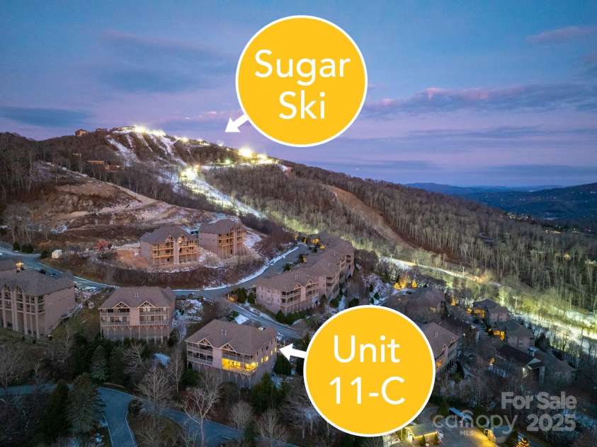 120 Pleasant View Boulevard, Sugar Mountain, NC 28604.  MLS# CAR4329178, YatesRealty ID 1137. 