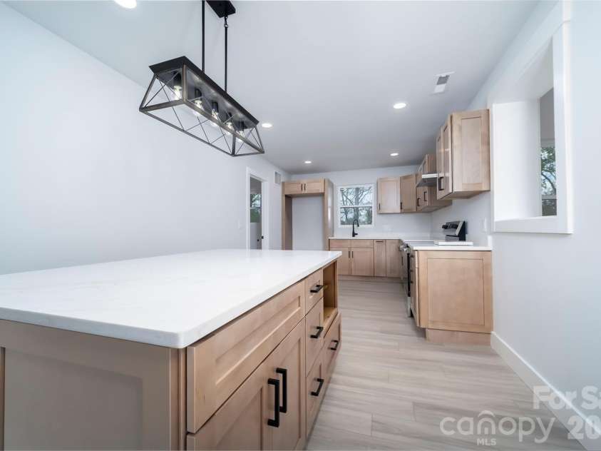 1325 Armstrong Road, Belmont, NC 28012.  MLS# CAR4359211, YatesRealty ID 11370. 