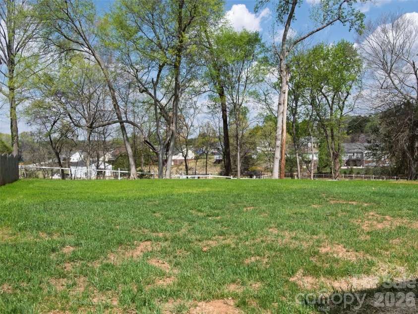 1325 Armstrong Road, Belmont, NC 28012.  MLS# CAR4359211, YatesRealty ID 11370. 