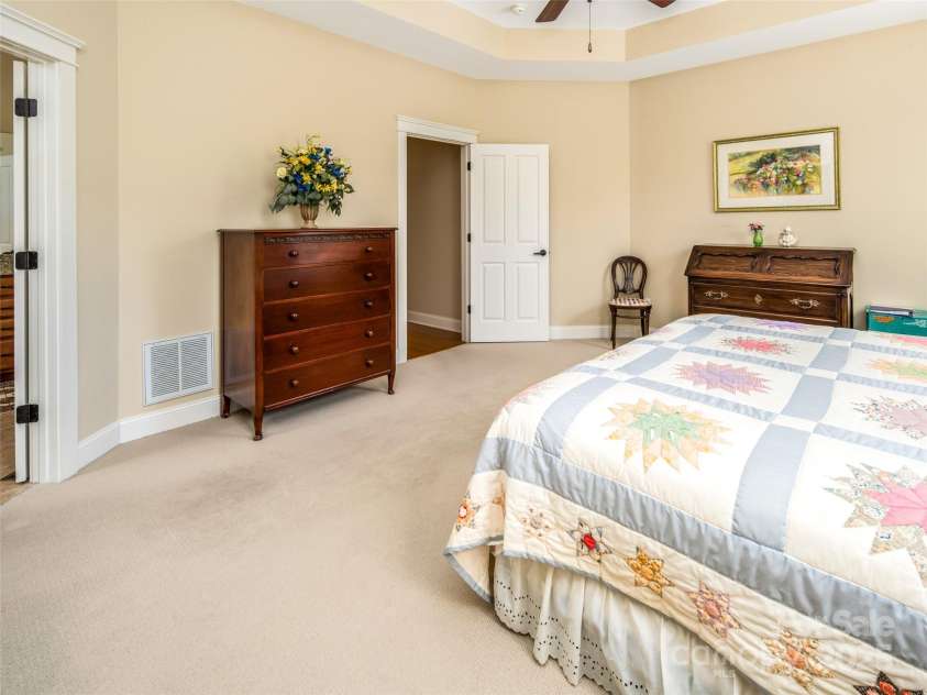 314 Fennel Dun Circle, Biltmore Lake, NC 28715.  MLS# CAR4248445, YatesRealty ID 11371. 