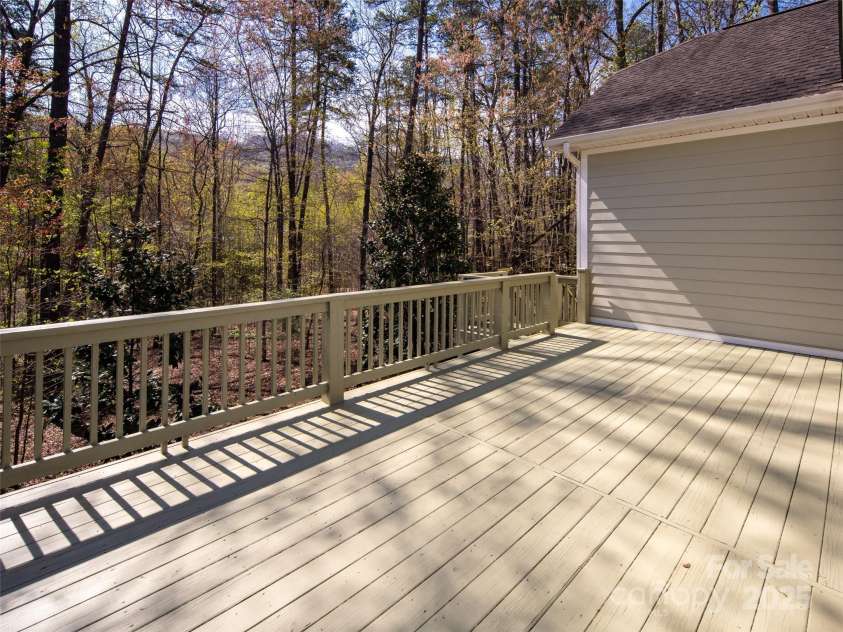 314 Fennel Dun Circle, Biltmore Lake, NC 28715.  MLS# CAR4248445, YatesRealty ID 11371. 