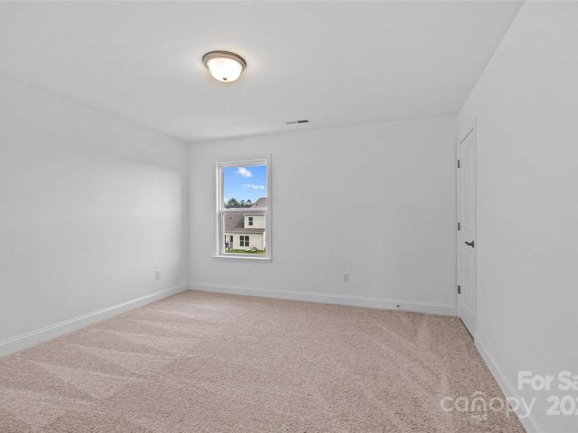 13939 Penbury Lane, Charlotte, NC 28278.  MLS# CAR4251944, YatesRealty ID 11372. Secondary bedroom