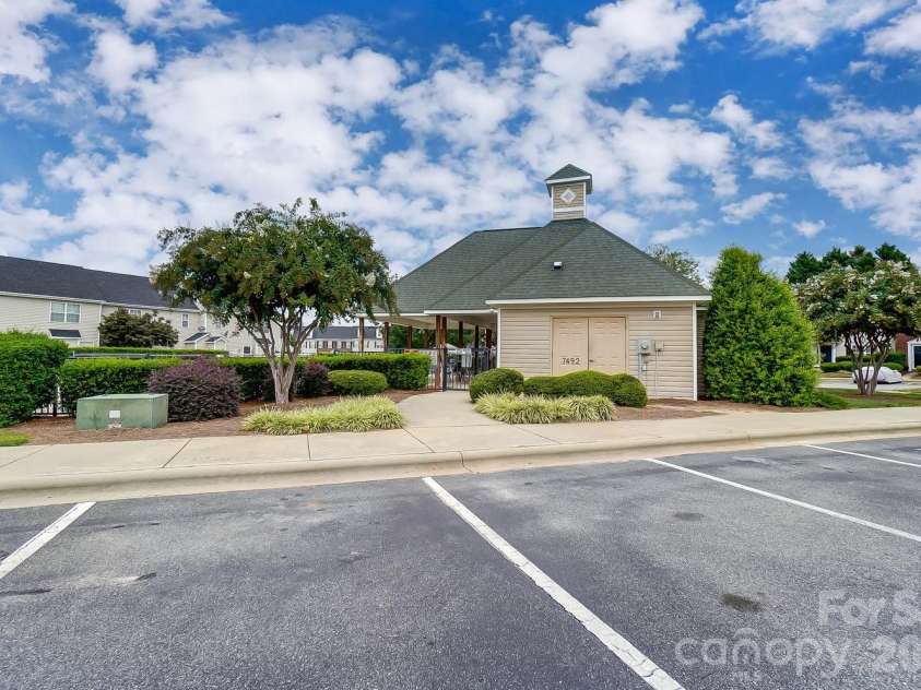 7531 Pilot Cove Court, Denver, NC 28037.  MLS# CAR4349655, YatesRealty ID 11372. 