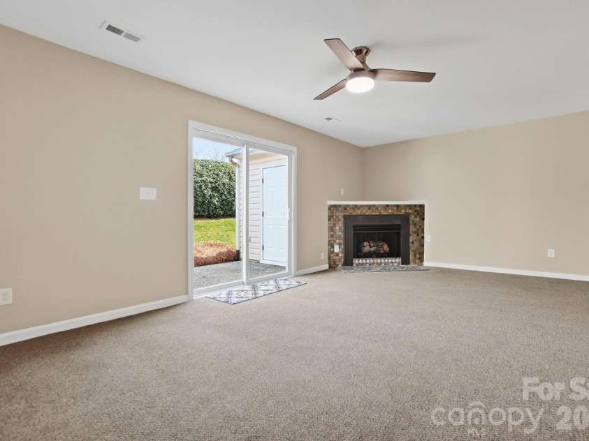7531 Pilot Cove Court, Denver, NC 28037.  MLS# CAR4349655, YatesRealty ID 11372. 