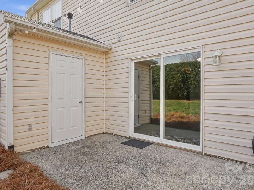 7531 Pilot Cove Court, Denver, NC 28037.  MLS# CAR4349655, YatesRealty ID 11372. 