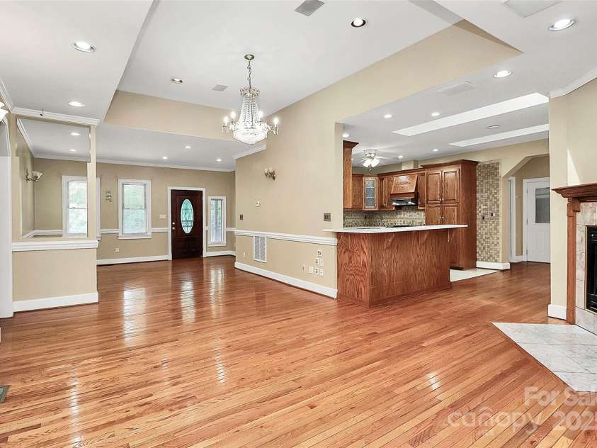 261 Melrose Drive, Concord, NC 28025.  MLS# CAR4255935, YatesRealty ID 11373. 