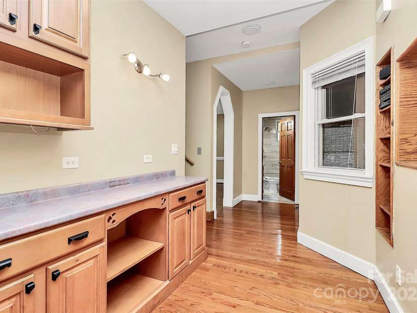 261 Melrose Drive, Concord, NC 28025.  MLS# CAR4255935, YatesRealty ID 11373. 