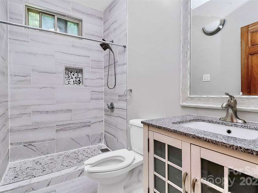 261 Melrose Drive, Concord, NC 28025.  MLS# CAR4255935, YatesRealty ID 11373. 