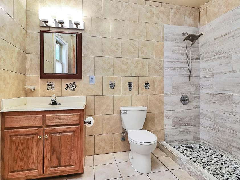 261 Melrose Drive, Concord, NC 28025.  MLS# CAR4255935, YatesRealty ID 11373. 