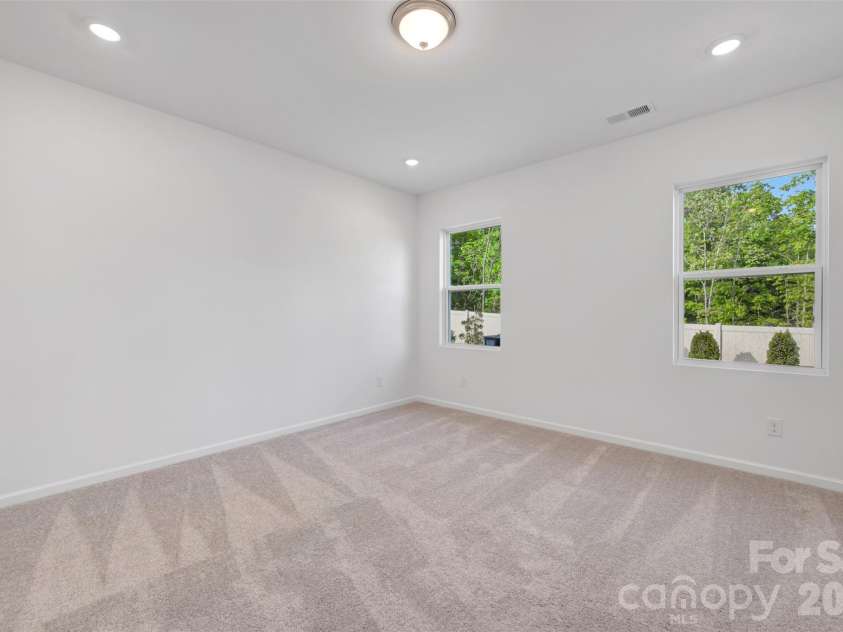 408 Willoughby Park Drive, Monroe, NC 28112.  MLS# CAR4337621, YatesRealty ID 11373. Owner's suite