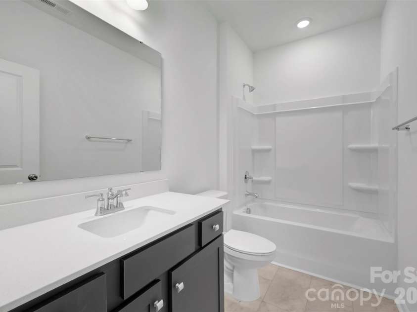 408 Willoughby Park Drive, Monroe, NC 28112.  MLS# CAR4337621, YatesRealty ID 11373. Secondary bathroom