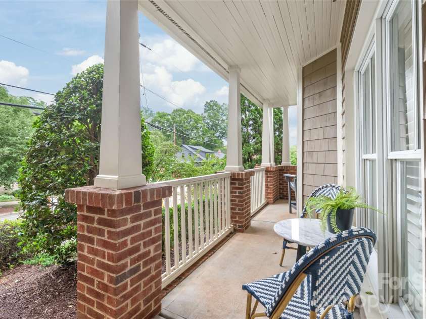 2000 Euclid Avenue, Charlotte, NC 28203.  MLS# CAR4401189, YatesRealty ID 11376. 