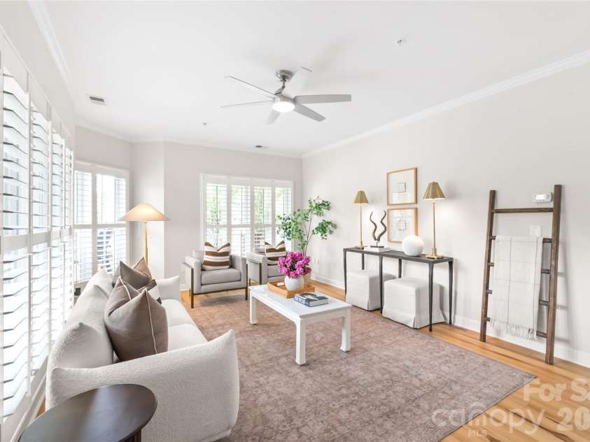 2000 Euclid Avenue, Charlotte, NC 28203.  MLS# CAR4401189, YatesRealty ID 11376. 
