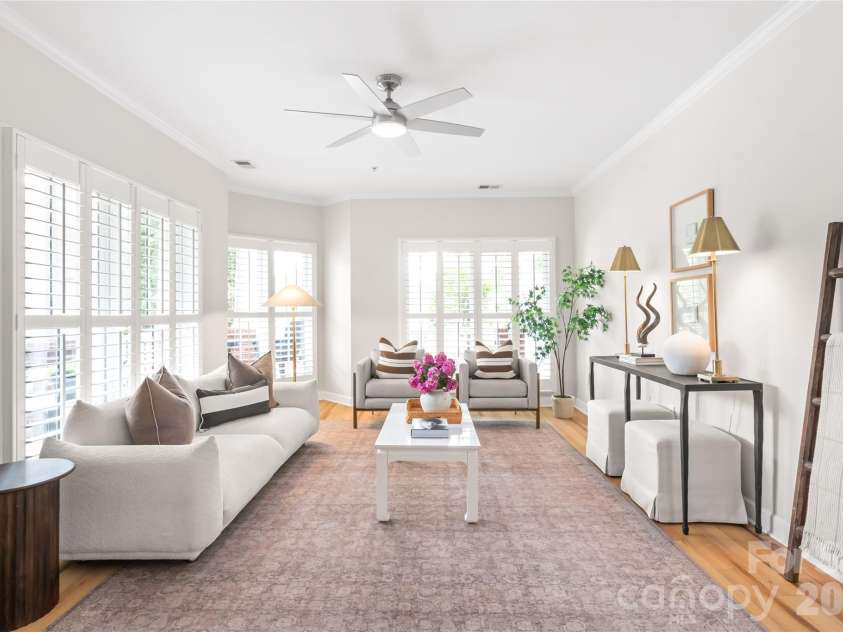 2000 Euclid Avenue, Charlotte, NC 28203.  MLS# CAR4401189, YatesRealty ID 11376. 