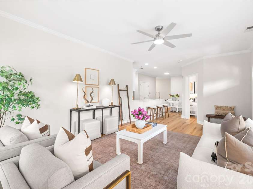 2000 Euclid Avenue, Charlotte, NC 28203.  MLS# CAR4401189, YatesRealty ID 11376. 