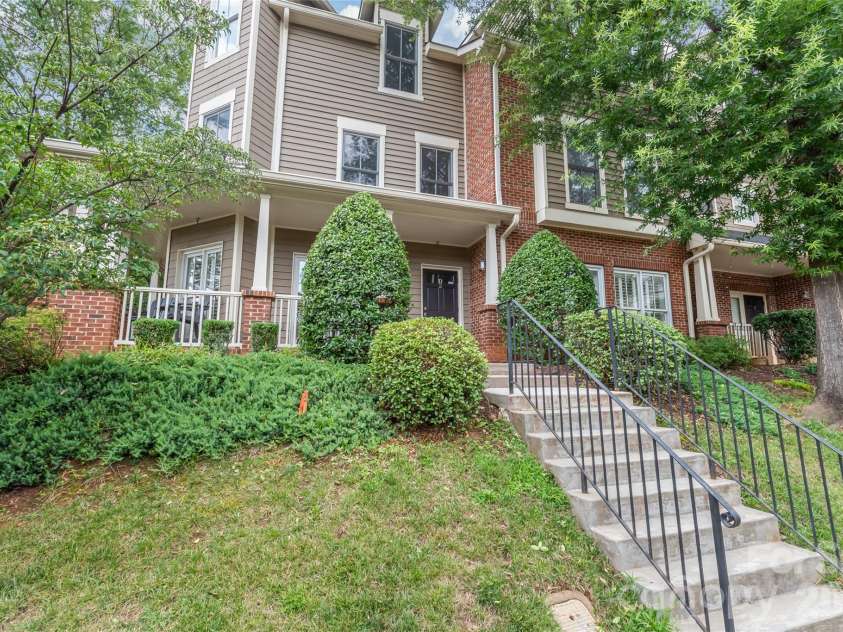 2000 Euclid Avenue, Charlotte, NC 28203.  MLS# CAR4401189, YatesRealty ID 11376. 