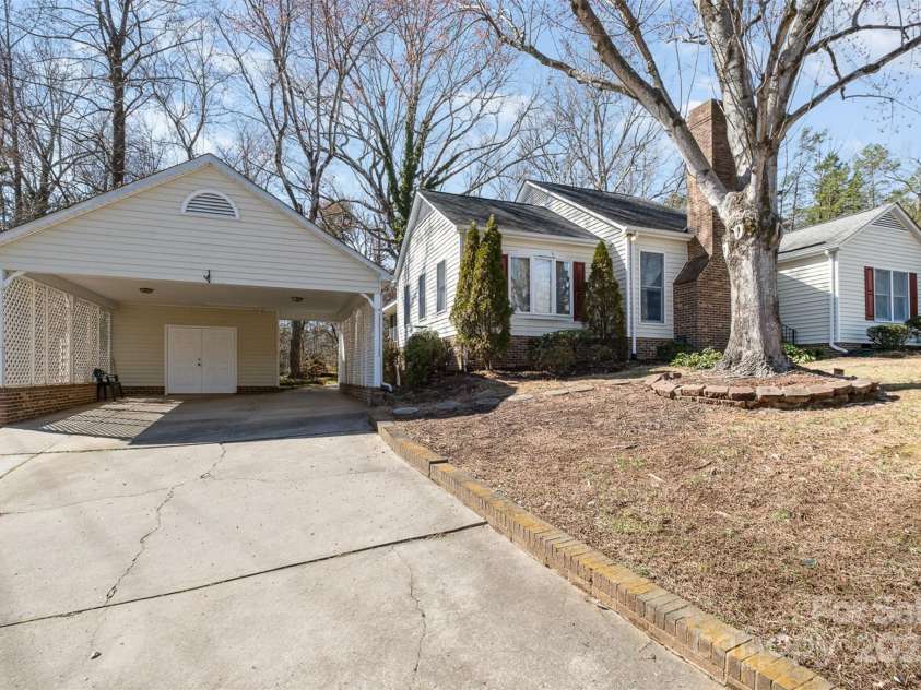 457 Birchwood Trail, Concord, NC 28025.  MLS# CAR4223374, YatesRealty ID 11376. 