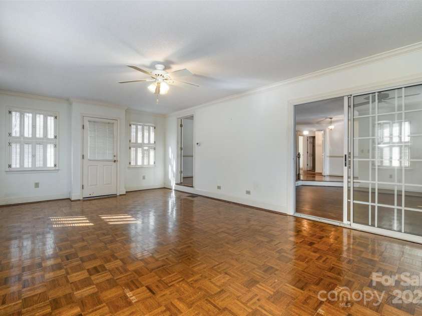 457 Birchwood Trail, Concord, NC 28025.  MLS# CAR4223374, YatesRealty ID 11376. 