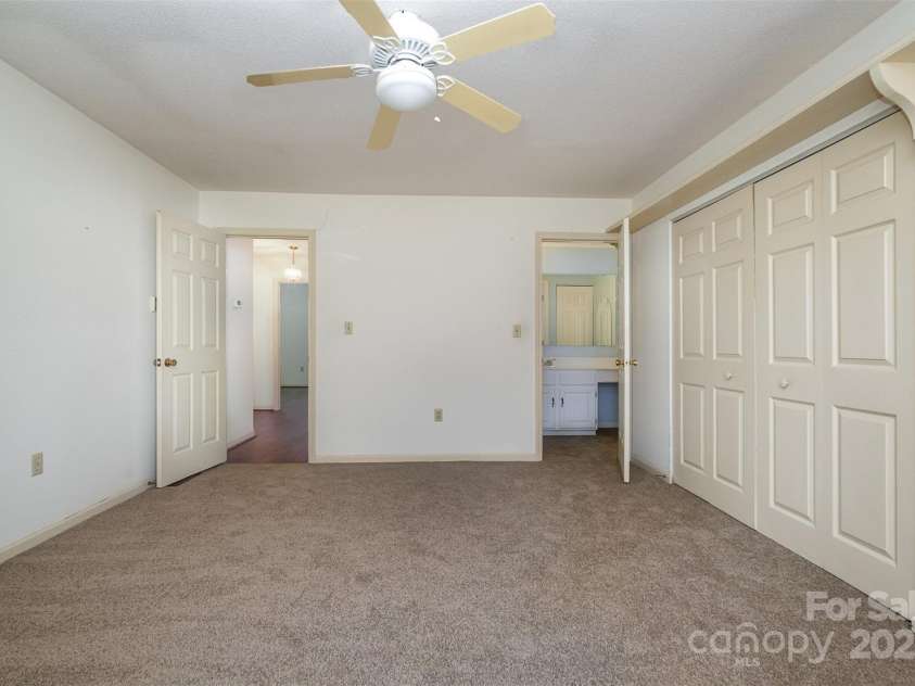 457 Birchwood Trail, Concord, NC 28025.  MLS# CAR4223374, YatesRealty ID 11376. 