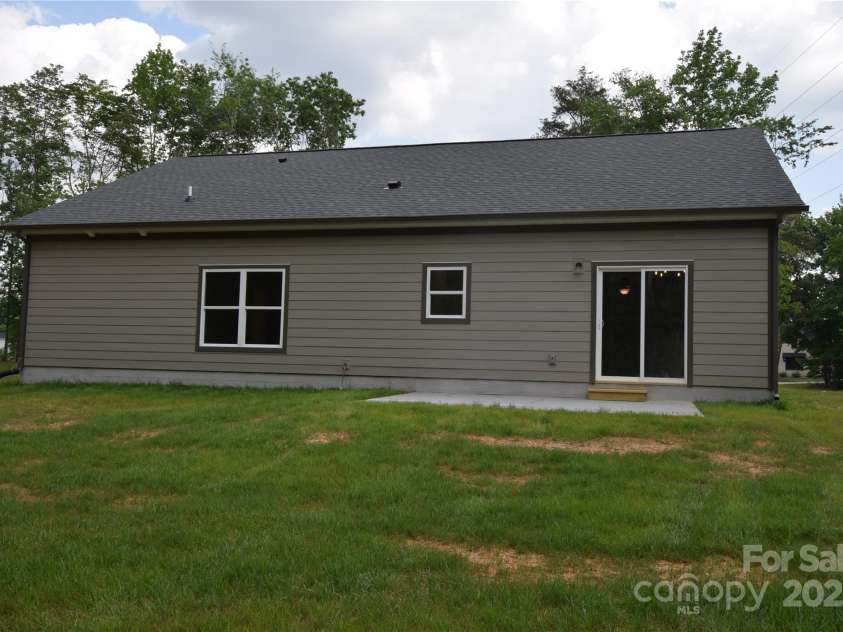 3011 Buffett Lane, Monroe, NC 28110.  MLS# CAR4255470, YatesRealty ID 11377. 