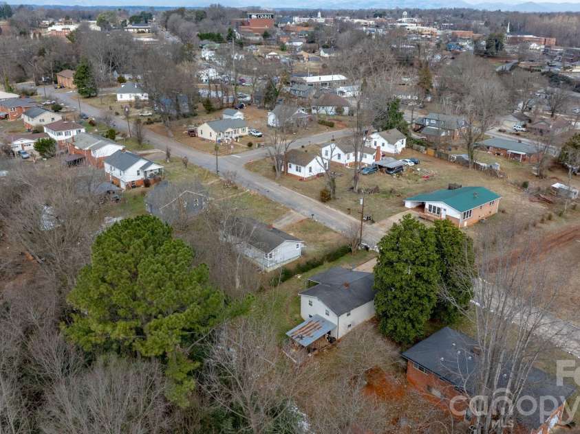 302 Ramsey Street, Morganton, NC 28655.  MLS# CAR4344783, YatesRealty ID 11379. 