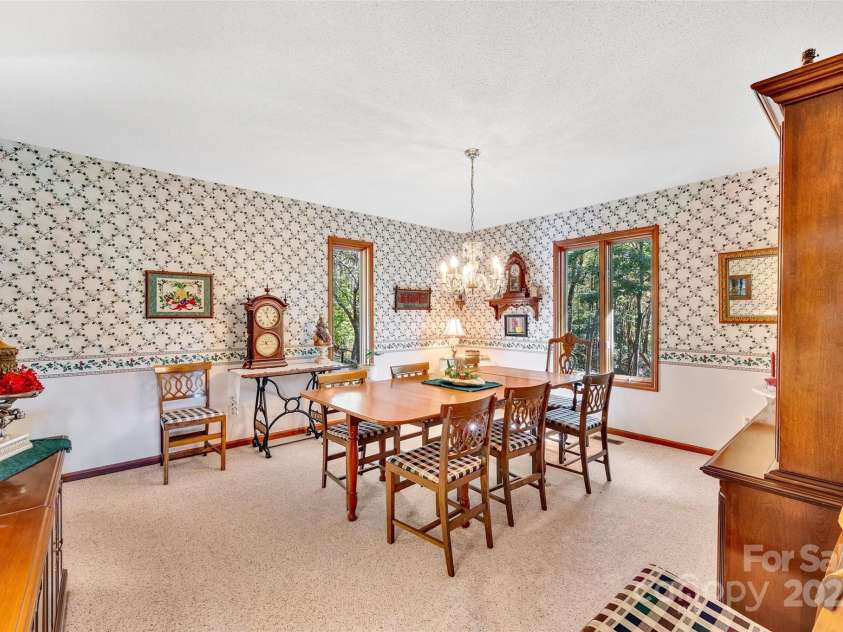 636 Cherokee Trace, Lake Toxaway, NC 28747.  MLS# CAR4191342, YatesRealty ID 1138. 
