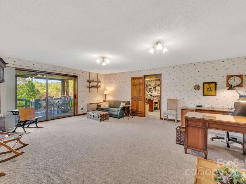 636 Cherokee Trace, Lake Toxaway, NC 28747.  MLS# CAR4191342, YatesRealty ID 1138. 