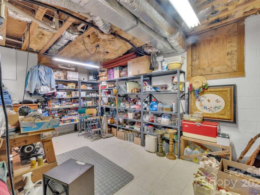 636 Cherokee Trace, Lake Toxaway, NC 28747.  MLS# CAR4191342, YatesRealty ID 1138. 