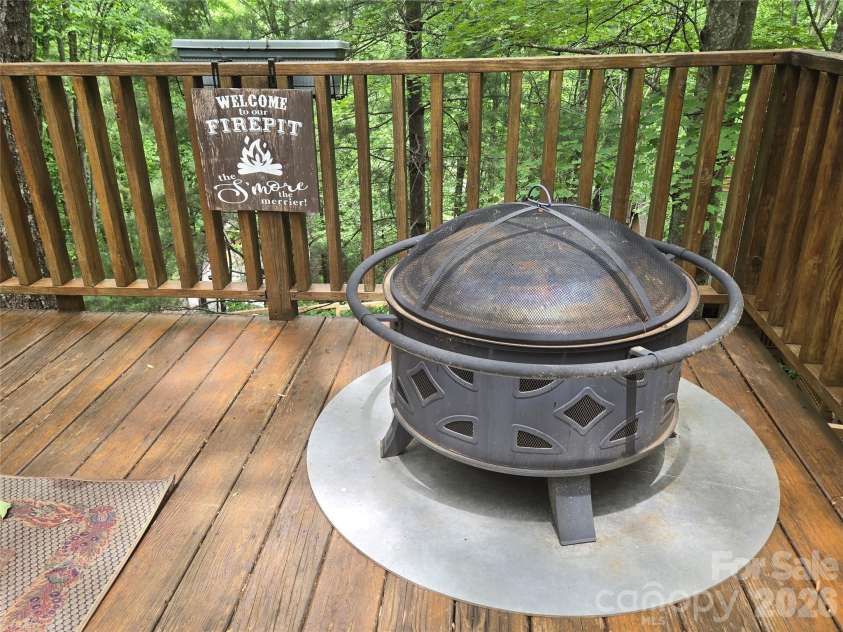 105 Bent Creek Boulevard, Lake Lure, NC 28746.  MLS# CAR4369475, YatesRealty ID 11381. 