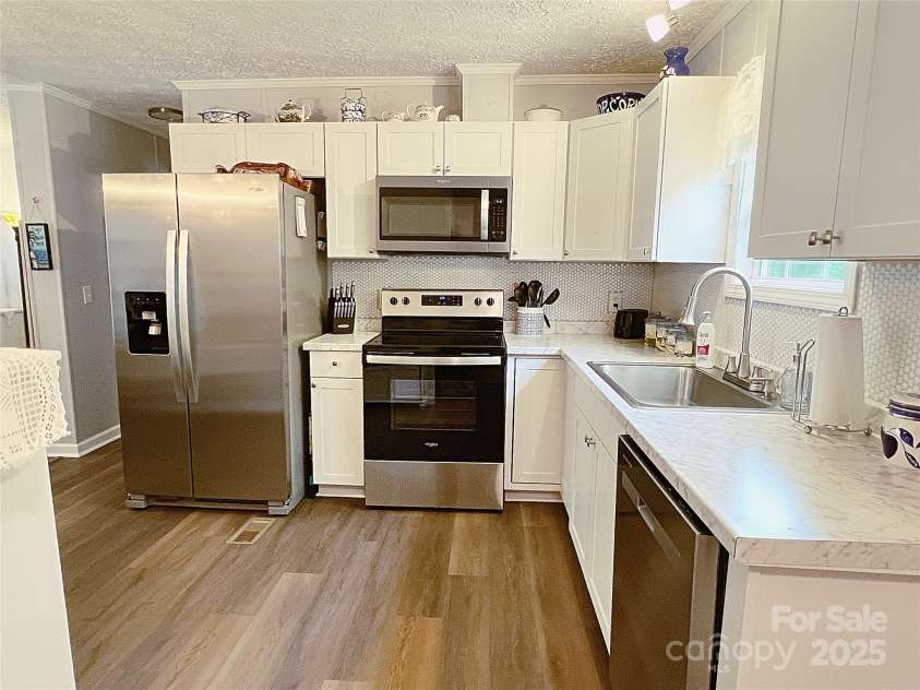 2170 Watson Road, Lenoir, NC 28645.  MLS# CAR4253929, YatesRealty ID 11381. 