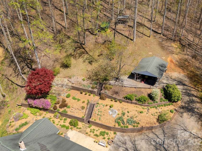 34 Garren Mountain Lane, Fairview, NC 28730.  MLS# CAR4243261, YatesRealty ID 11382. 