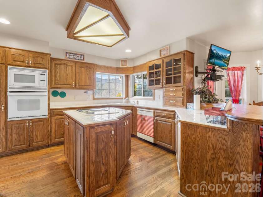 92 Rodaeo Drive, Columbus, NC 28722.  MLS# CAR4331435, YatesRealty ID 11383. Kitchen