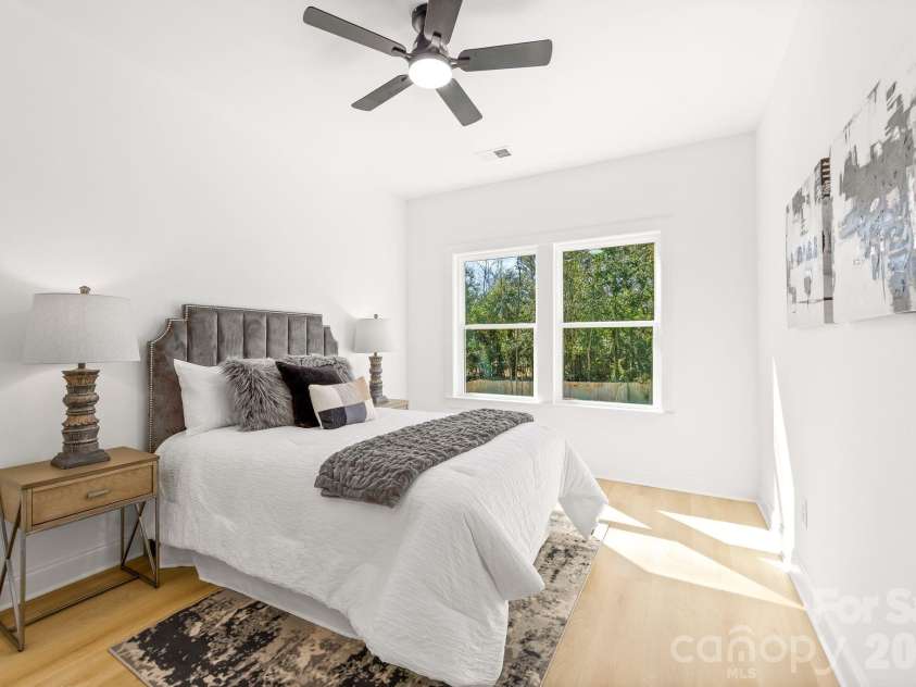623 Colorado Avenue, Charlotte, NC 28206.  MLS# CAR4342714, YatesRealty ID 11385. 