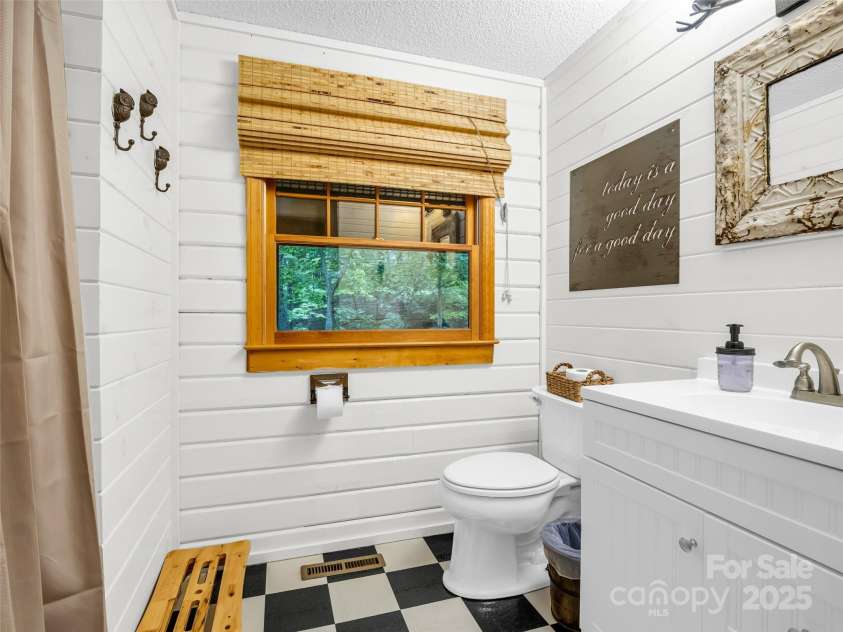 116 Chalet Road, Lake Lure, NC 28746.  MLS# CAR4277380, YatesRealty ID 11386. 