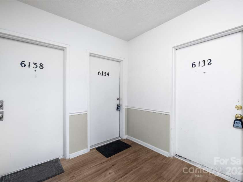 6134 Meadow Rose Lane, Charlotte, NC 28215.  MLS# CAR4232573, YatesRealty ID 11386. 