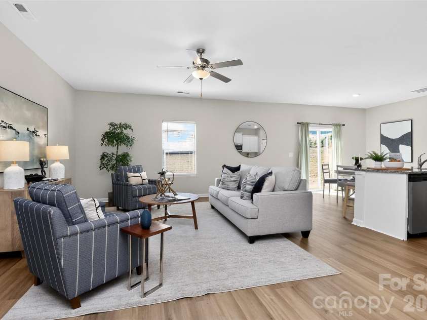 3124 Wynn Way, Charlotte, NC 28215.  MLS# CAR4356542, YatesRealty ID 11388. 