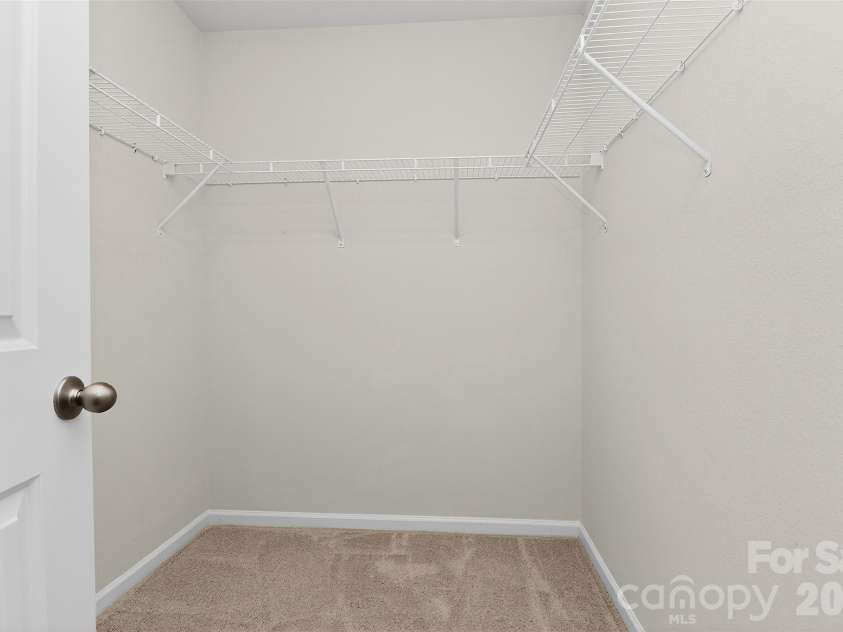 3124 Wynn Way, Charlotte, NC 28215.  MLS# CAR4356542, YatesRealty ID 11388. 