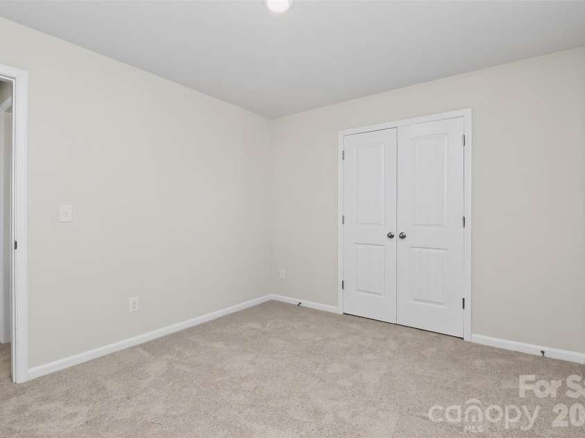 3124 Wynn Way, Charlotte, NC 28215.  MLS# CAR4356542, YatesRealty ID 11388. 