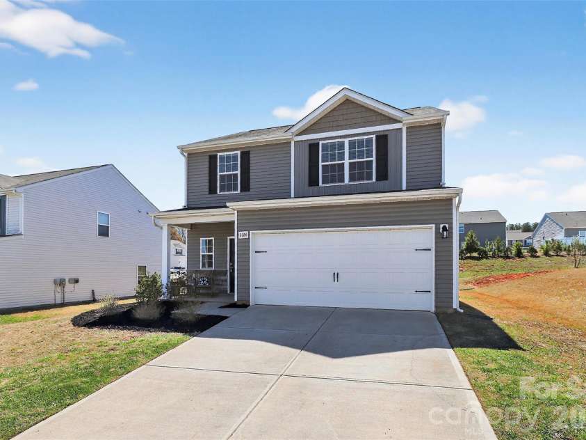 3124 Wynn Way, Charlotte, NC 28215.  MLS# CAR4356542, YatesRealty ID 11388. 